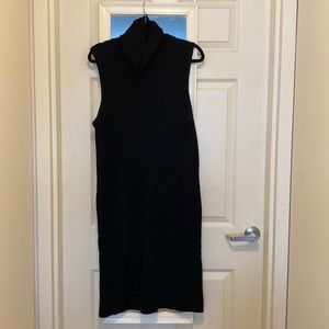 Forever 21 Black sleeveless sweater dress in size Large